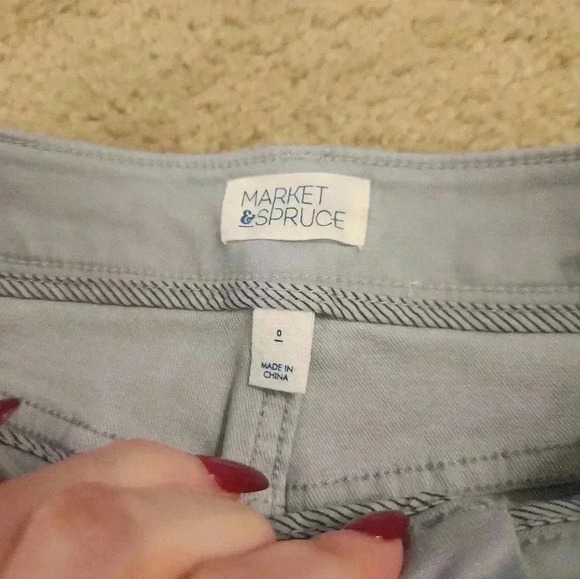 Market & Spruce Bermuda Light Grey Shorts Size 0 NWT 26" Waist #R440 - Picture 2 of 4
